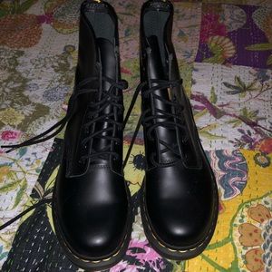 New black leather doc marten boots!!!